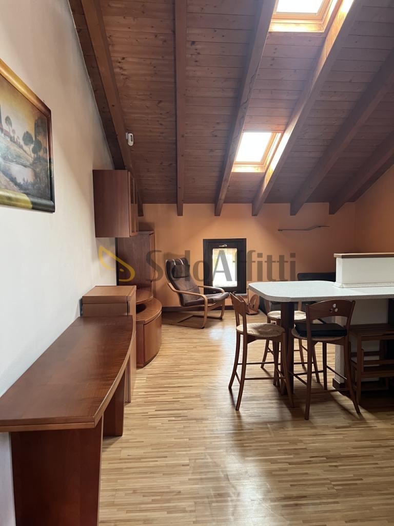 appartamento in affitto a Turate in zona Santa Maria