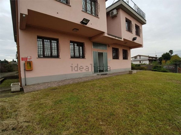 ufficio in affitto a Vertemate con Minoprio