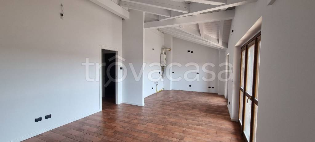 appartamento in affitto a Villa Guardia