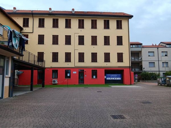 box auto in affitto a San Siro