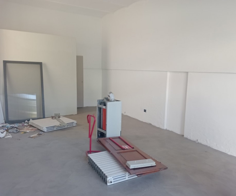 negozio in affitto a Bellagio in zona San Giovanni