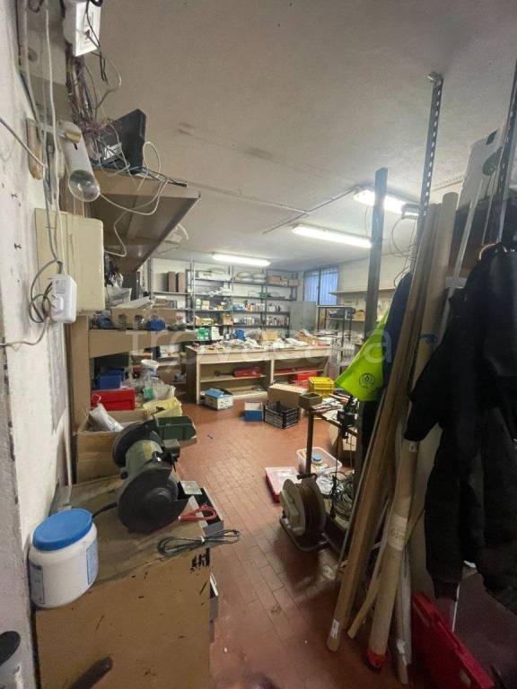 locale commerciale in affitto a Bellagio in zona San Giovanni