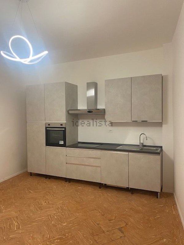 appartamento in affitto a Colverde in zona Drezzo