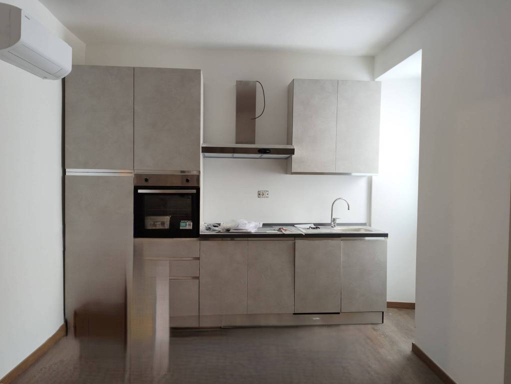 appartamento in affitto a Colverde in zona Drezzo