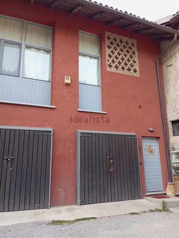 appartamento in affitto a Colverde in zona Gironico al Monte