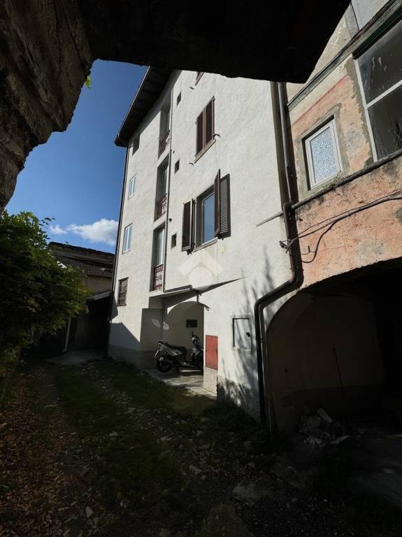 appartamento in affitto a Centro Valle Intelvi in zona Castiglione d'Intelvi