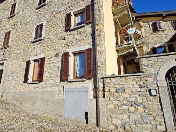 appartamento in affitto a Centro Valle Intelvi in zona Castiglione d'Intelvi
