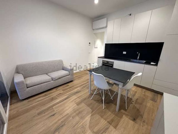 appartamento in affitto ad Uggiate con Ronago