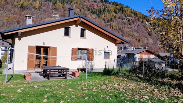 casa indipendente in affitto ad Aprica