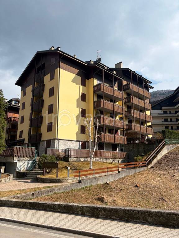 appartamento in affitto ad Aprica
