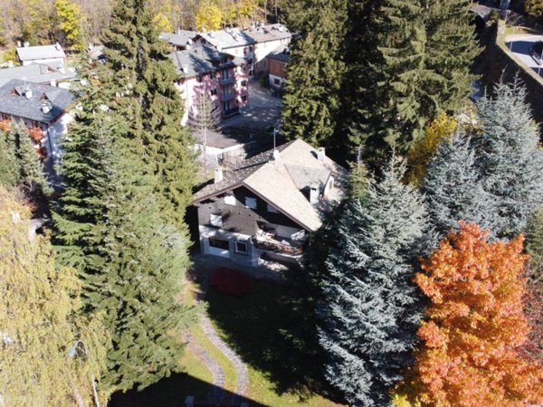 casa indipendente in affitto a Campodolcino in zona Acero