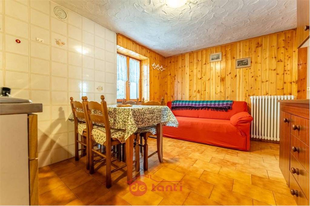 appartamento in affitto a Campodolcino in zona Pietra