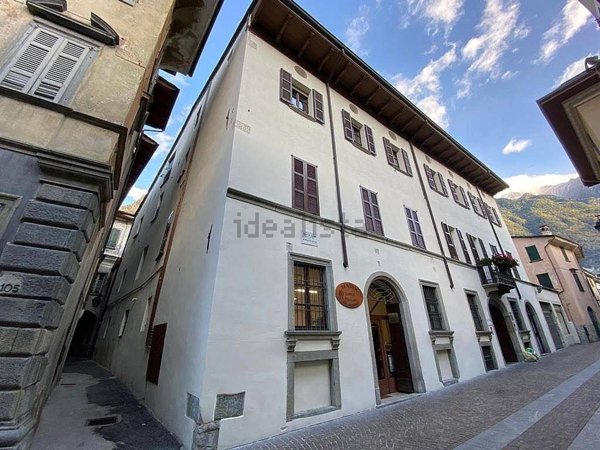 negozio in affitto a Chiavenna