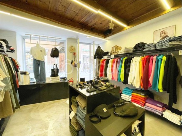 negozio in affitto a Chiavenna