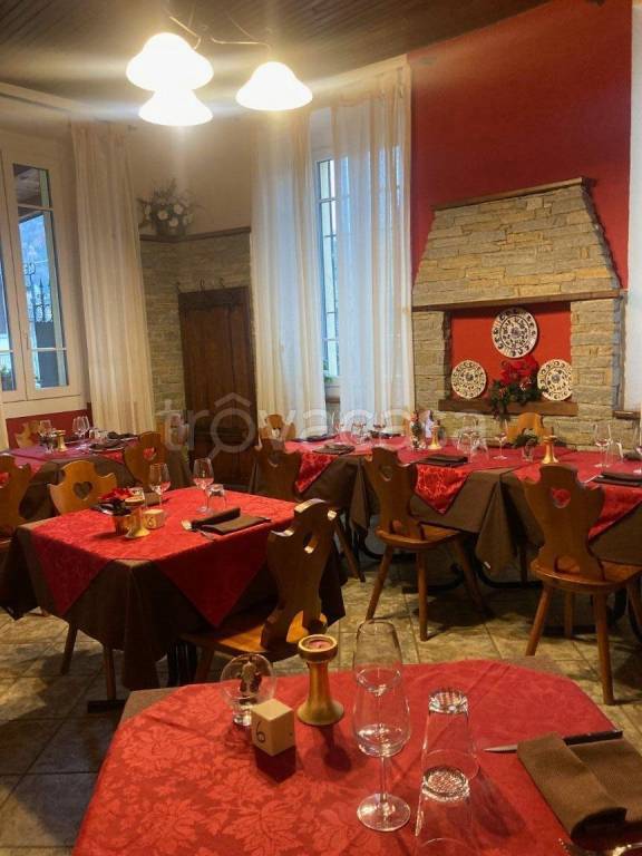 negozio in affitto a Dazio