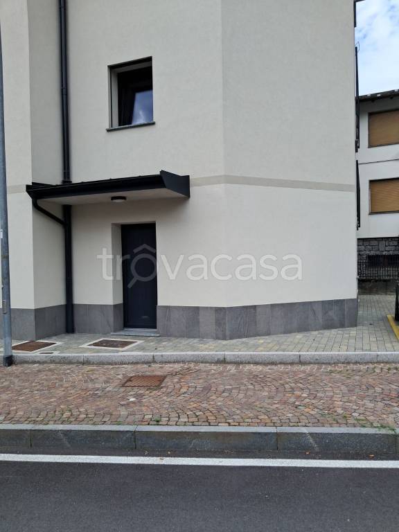 ufficio in affitto a Morbegno