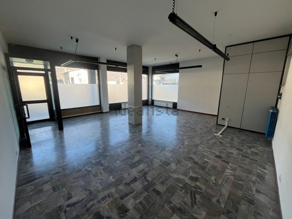 ufficio in affitto a Morbegno