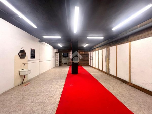 locale di sgombero in affitto a Morbegno