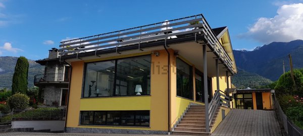 ufficio in affitto a Piateda