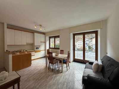 appartamento in affitto a Piuro in zona Santa Croce