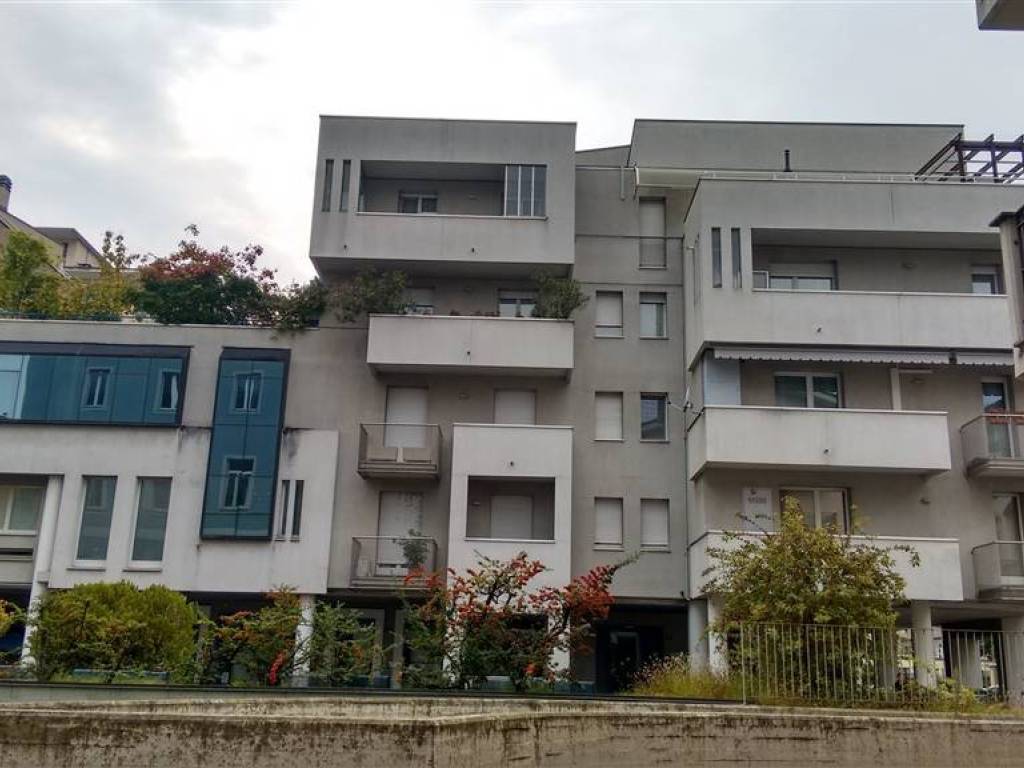 ufficio in affitto a Sondrio