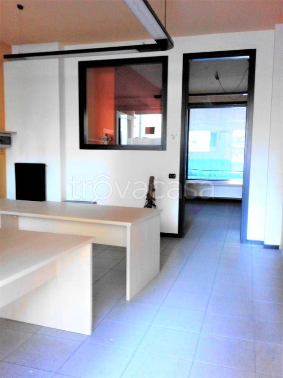appartamento in affitto a Sondrio in zona Centro Città