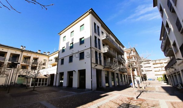 ufficio in affitto a Sondrio in zona Centro Città