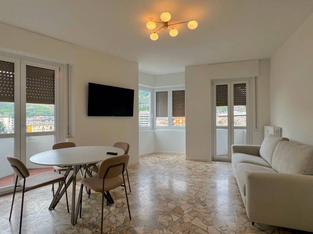 appartamento in affitto a Sondrio in zona Centro Città