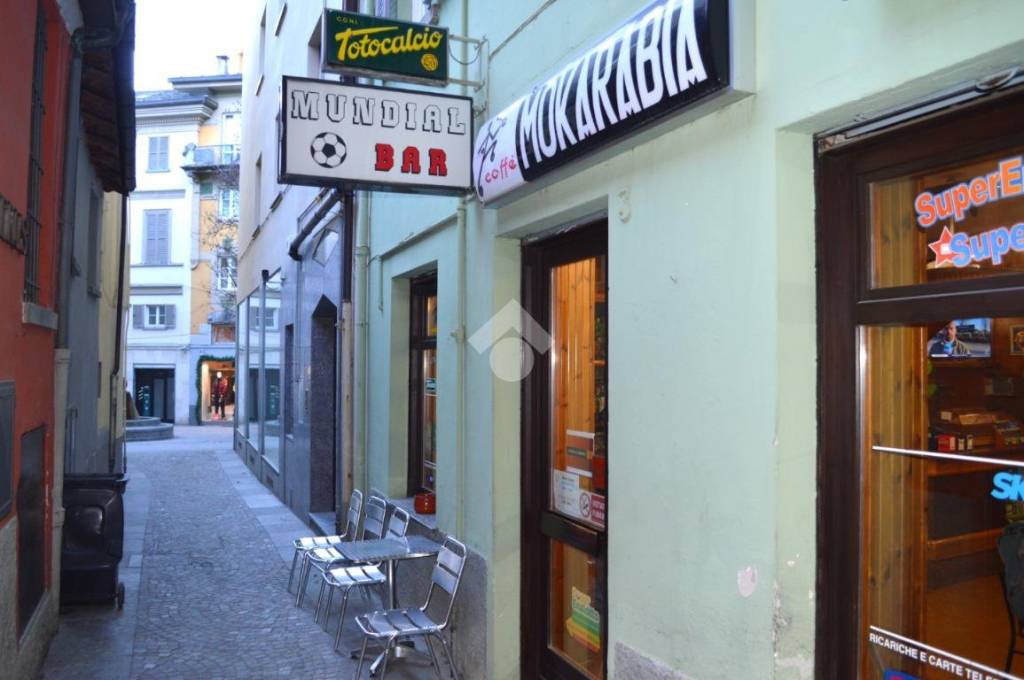 negozio in affitto a Sondrio in zona Centro Città