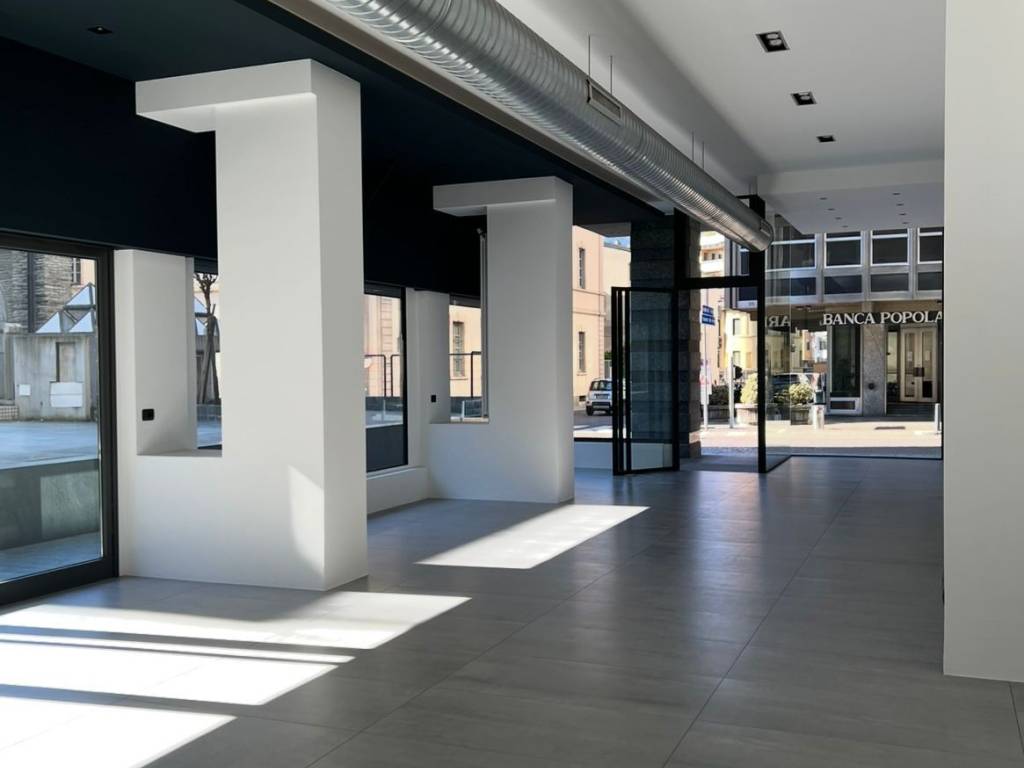 appartamento in affitto a Sondrio in zona Centro Città