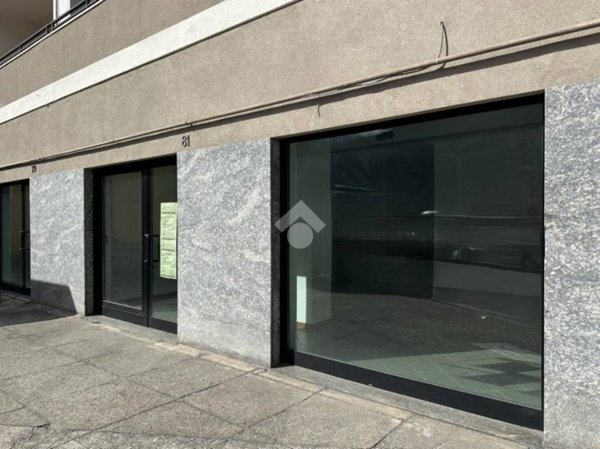 negozio in affitto a Sondrio in zona Ospedale