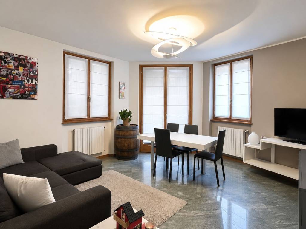 appartamento in affitto a Sondrio in zona Centro Città
