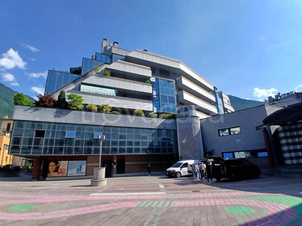 appartamento in affitto a Sondrio in zona Centro Città