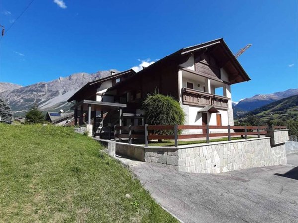 appartamento in affitto a Valdisotto in zona Santa Lucia