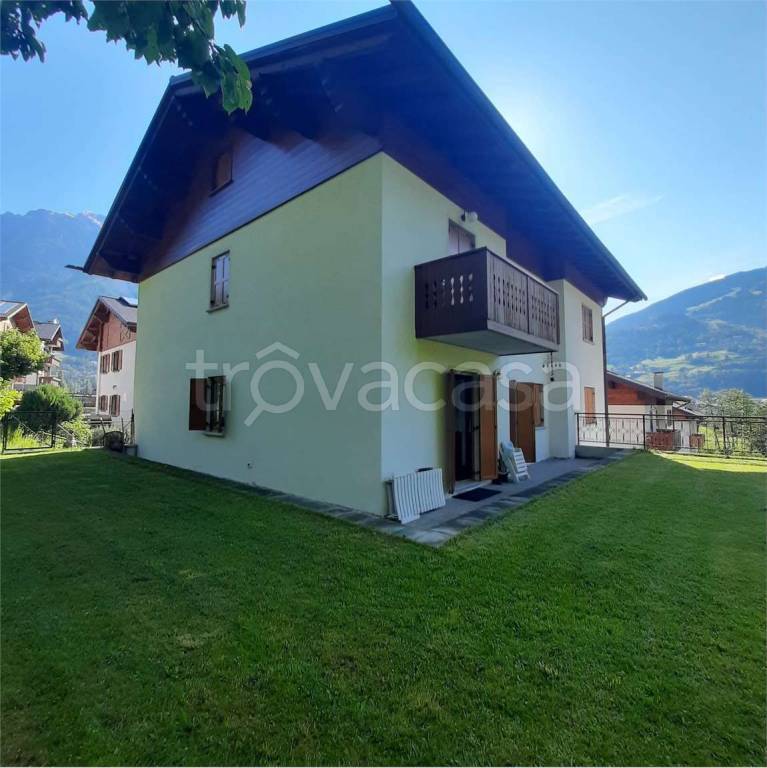 appartamento in affitto a Valdisotto in zona Santa Lucia