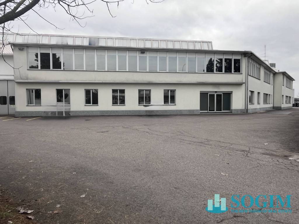 capannone in affitto ad Abbiategrasso