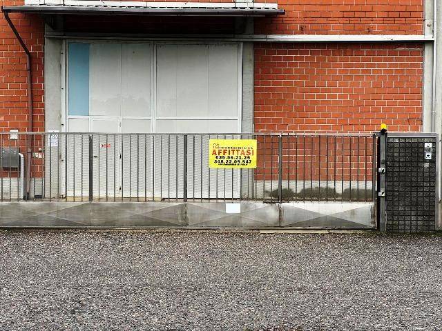 locale commerciale in affitto ad Abbiategrasso