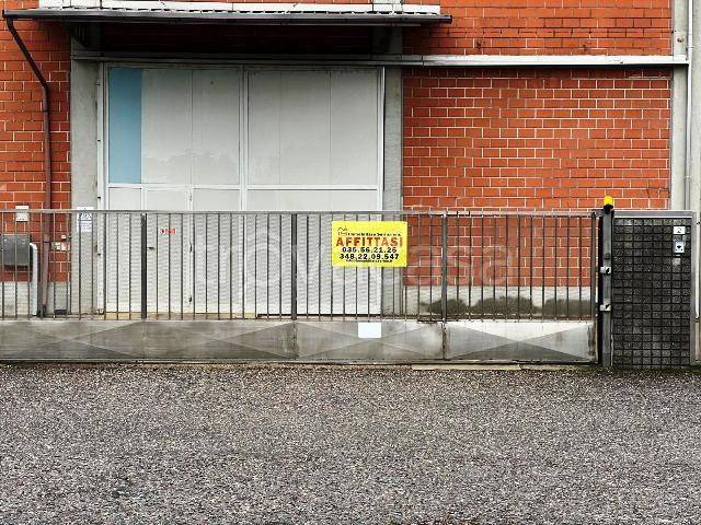 ufficio in affitto ad Abbiategrasso in zona Castelletto