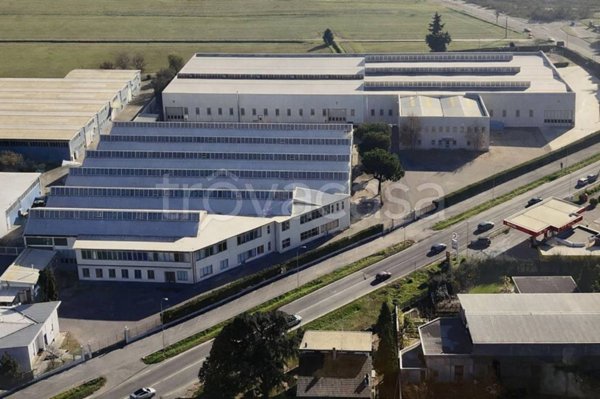 locale commerciale in affitto ad Abbiategrasso