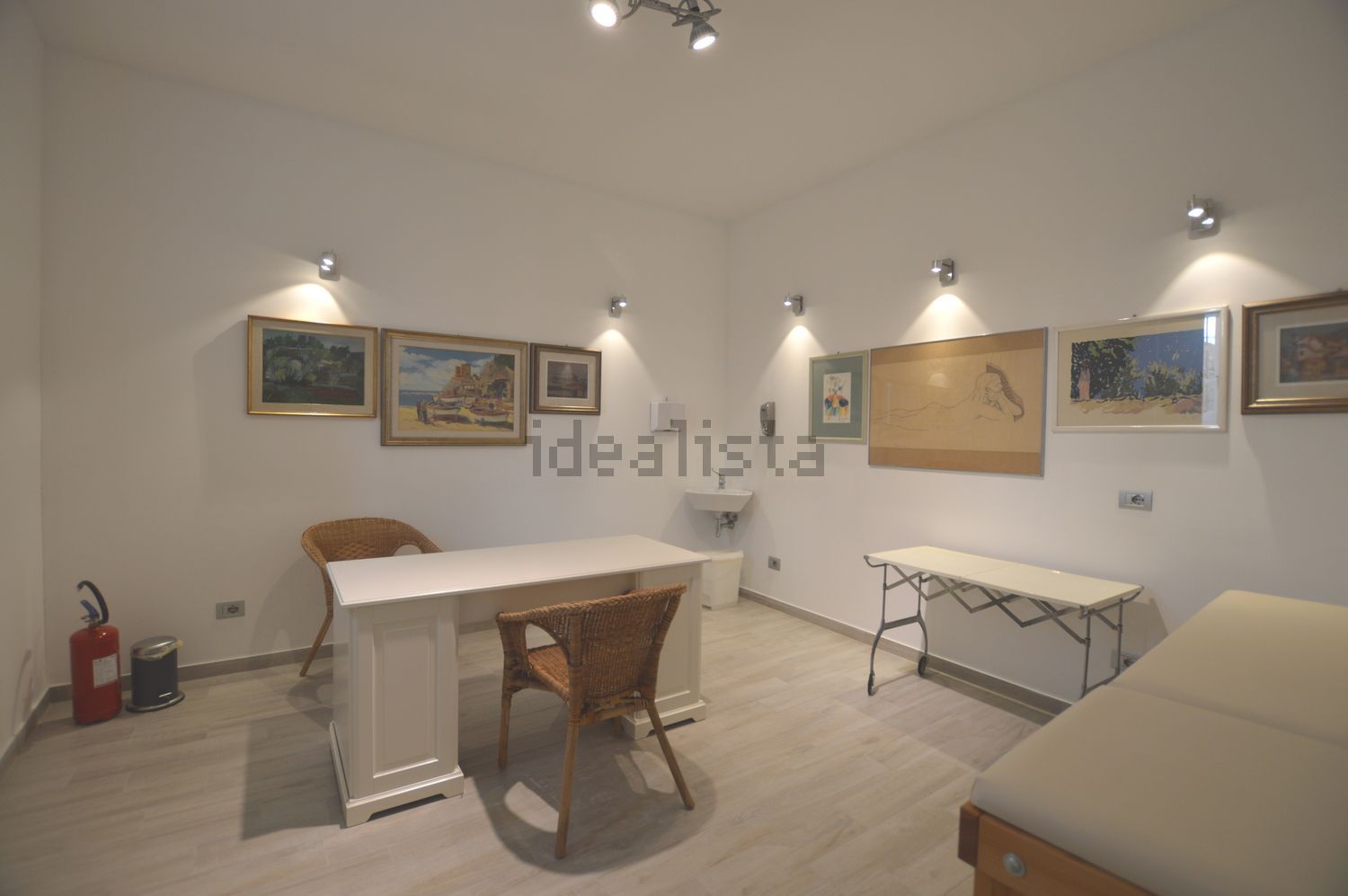 ufficio in affitto ad Abbiategrasso in zona Mendosio