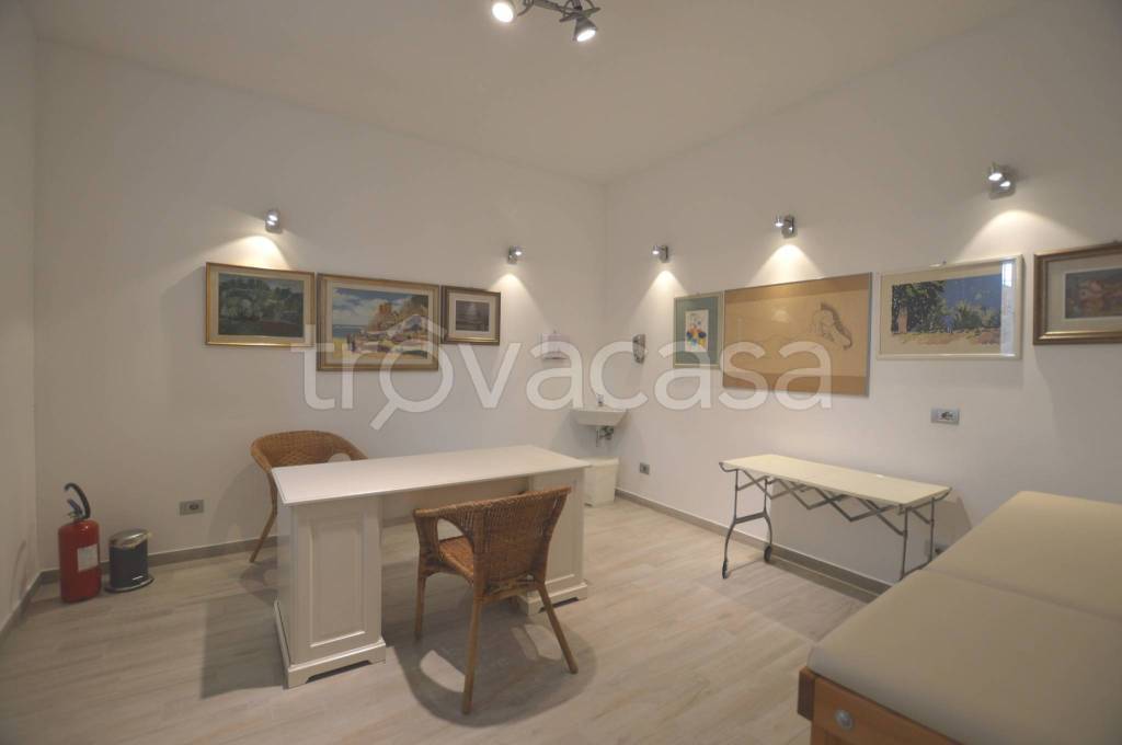 appartamento in affitto ad Abbiategrasso in zona Mendosio