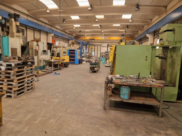 locale commerciale in affitto ad Arconate