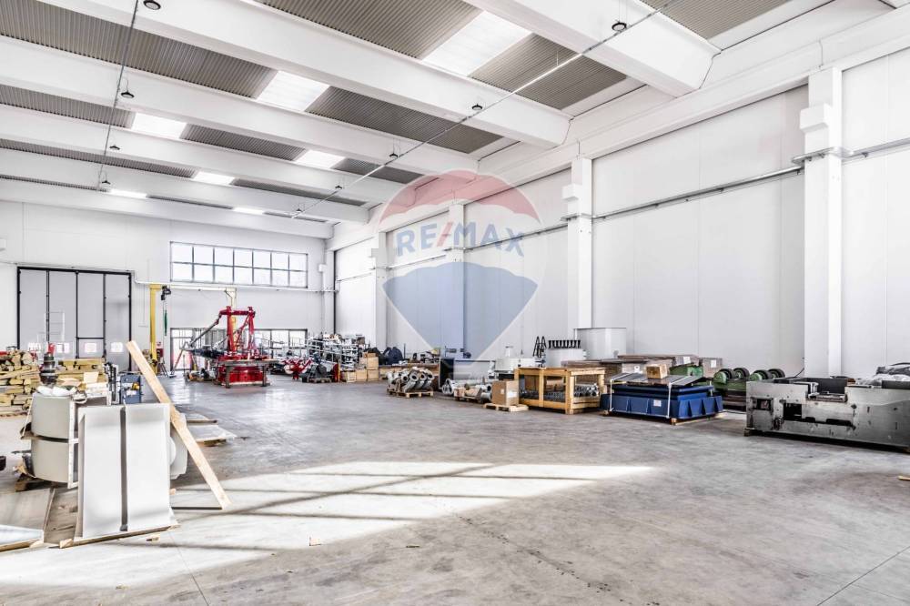 capannone in affitto ad Arconate