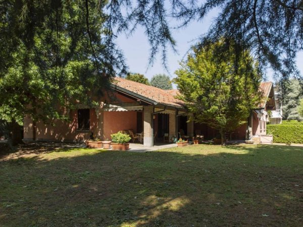 casa indipendente in affitto ad Arese
