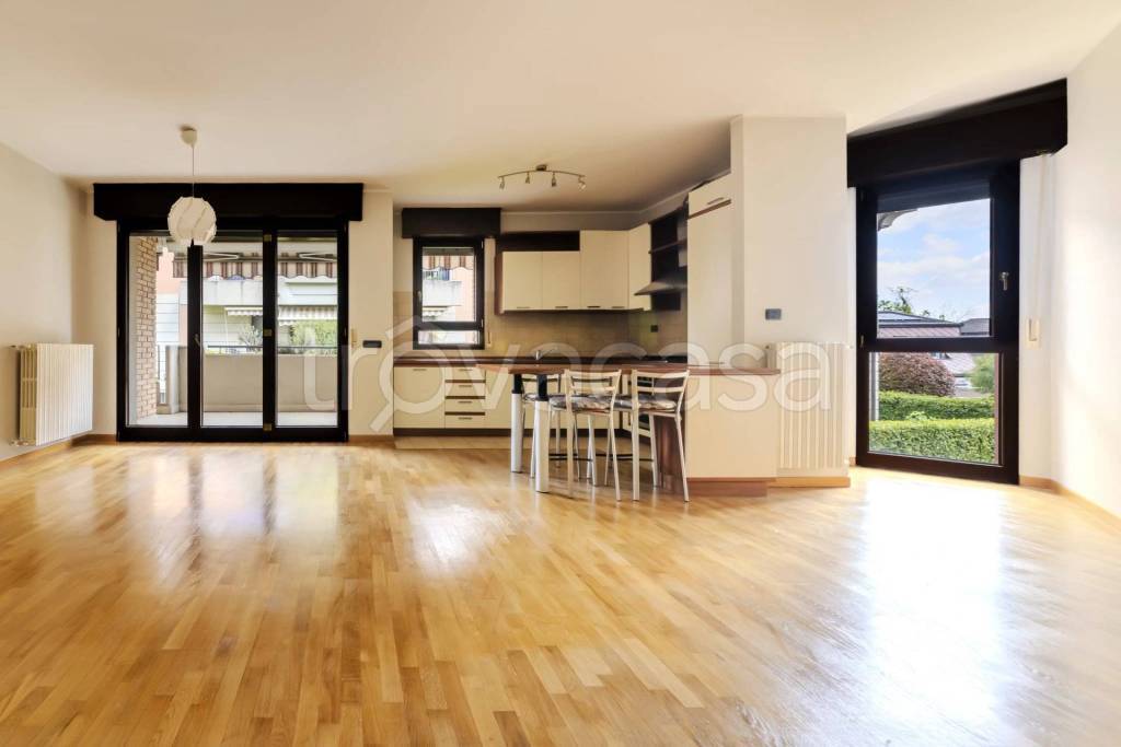 appartamento in affitto ad Arese