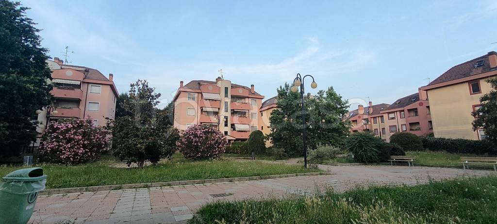 appartamento in affitto ad Arese