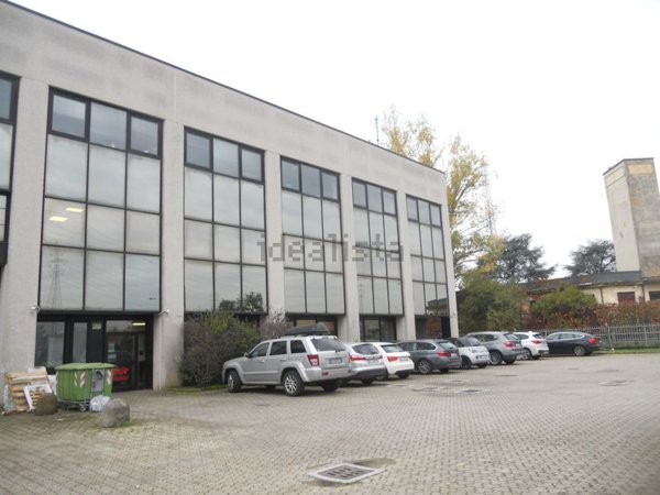 intera palazzina in affitto ad Arese