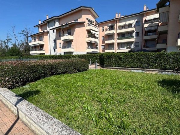 appartamento in affitto ad Arese