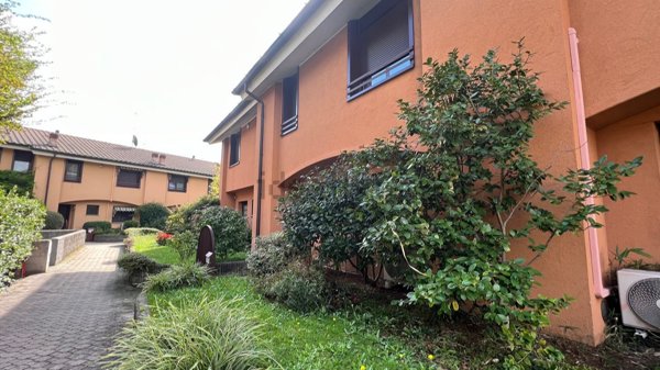 casa indipendente in affitto ad Arese