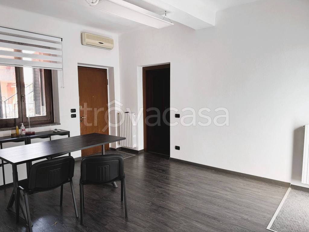 ufficio in affitto ad Arese